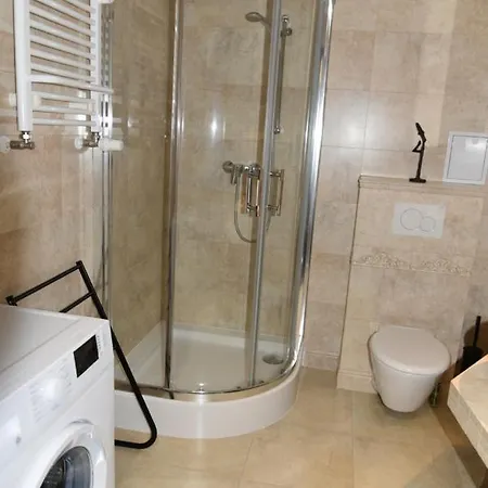 Jantar Z Ogrodem Appartamento *