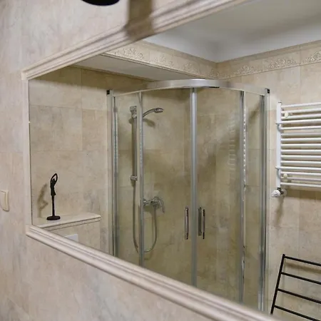 Jantar Z Ogrodem קולובז'ג