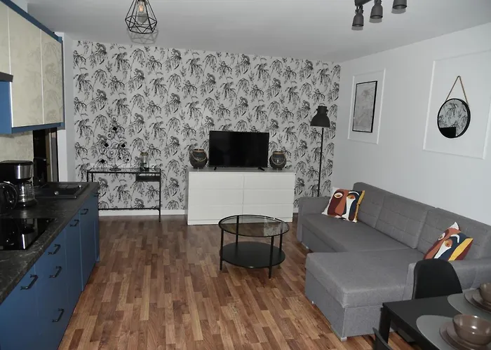 Apartament Jantar Z Ogrodem *